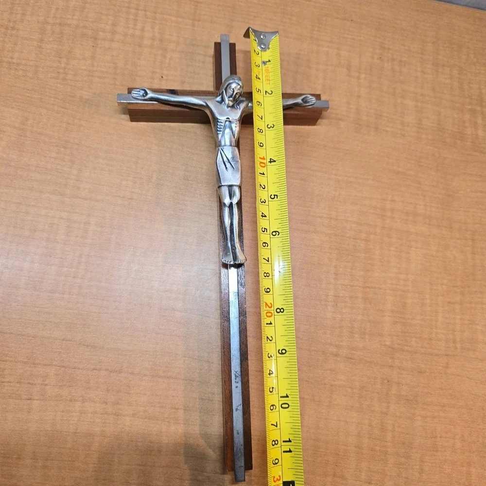 Heavy Wooden and Metal‎ Cross Crucifix Jesus Wall Hanging Vintage 12